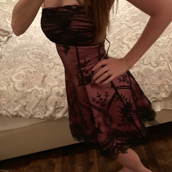 Date Night Dress - large discount with drink stain - Picture 10 of 12